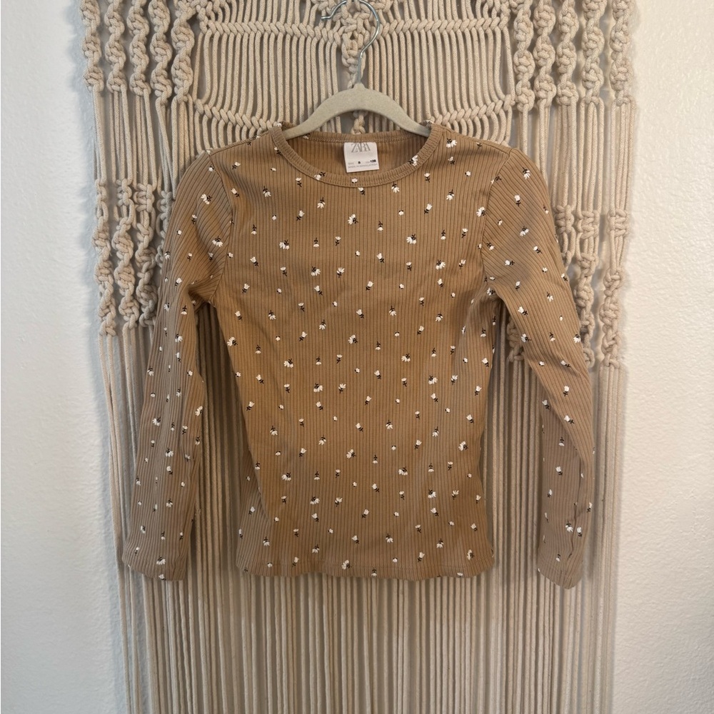 Zara Beige Knit Top with White Accents